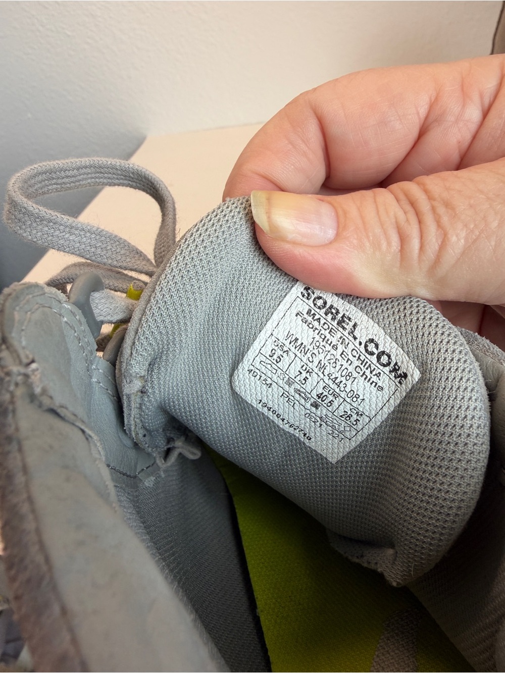 Sorel Light Gray Suede Leather Out n About Hidden Wedge Sneaker size 9.5 - Picture 6 of 7
